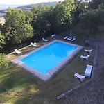 فيلة Poggio Dell'esca *